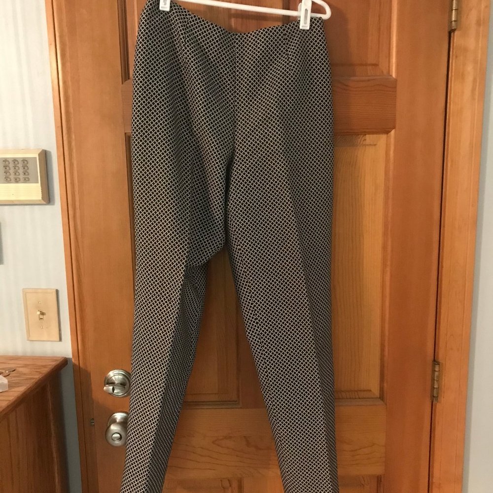 Talbots side zip, black and white pants